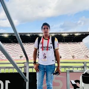 Meet your Posher, Rcarlos